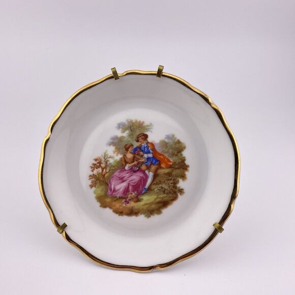 Vintage Limoges France Courting Couple Porcelain 4.5" Plate w/ Hanger & Stand - Picture 1 of 7
